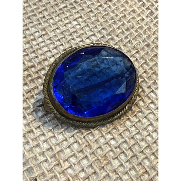 Estate Jewelry - Victorian Antique Open
Scroll Blue Glass Stones Brooch Czech Art
Nouveau*Flaw